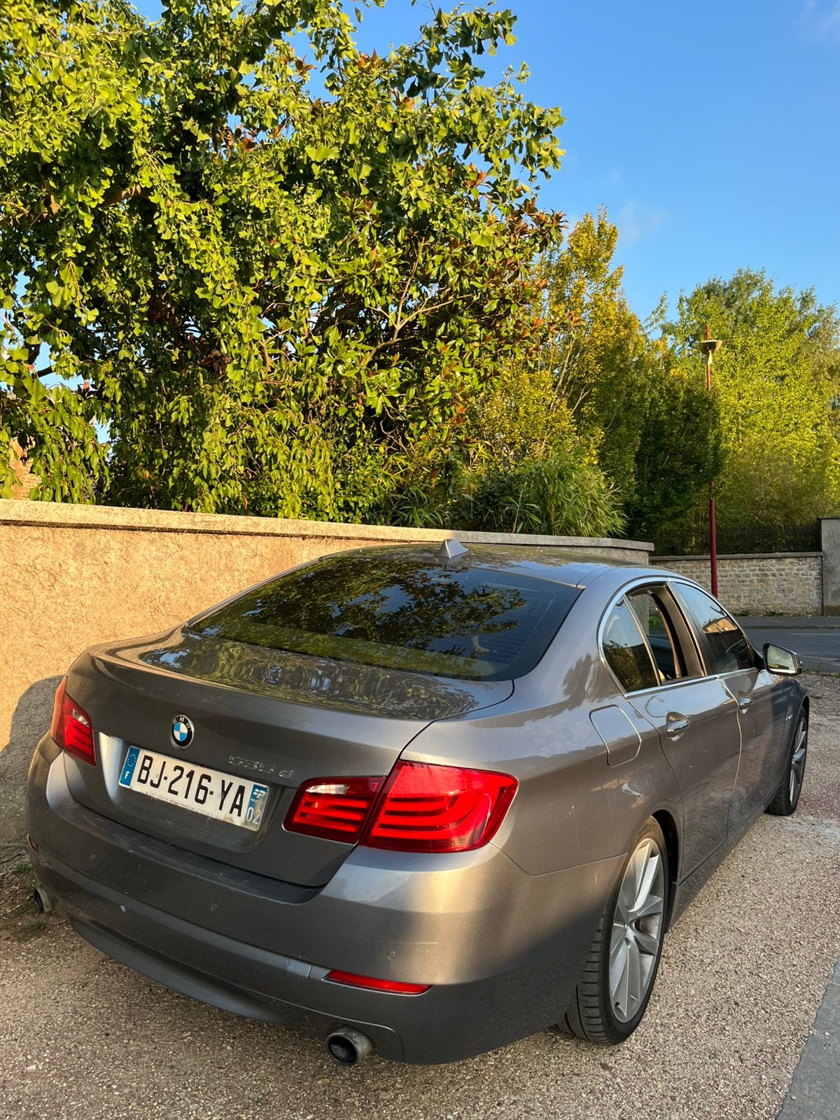 Bmw Serie 5 535, Auto's, BMW, Automaat, Beige, Leder, 5 deurs