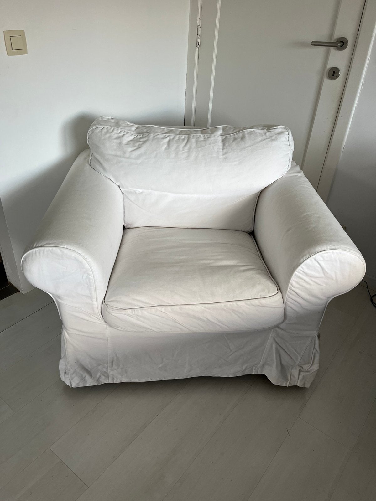 Witte fauteuil, Ophalen, Zo goed als nieuw