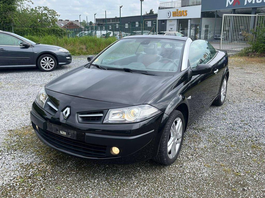 Renault Mégane 1.5 DIESEL 106CV - 1ER MAIN - CARIOLET -, Auto's, Voorwielaandrijving, 4 zetels, Gebruikt, 4 cilinders