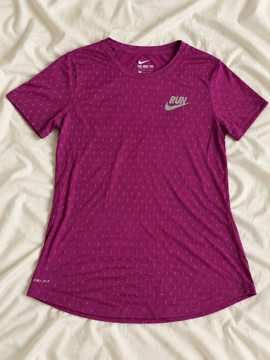 Nike Dri-FIT T-shirt voor hardlopen, paars, maat M, Kleding | Dames, Maat 38/40 (M), Paars, Overige typen, Ophalen of Verzenden