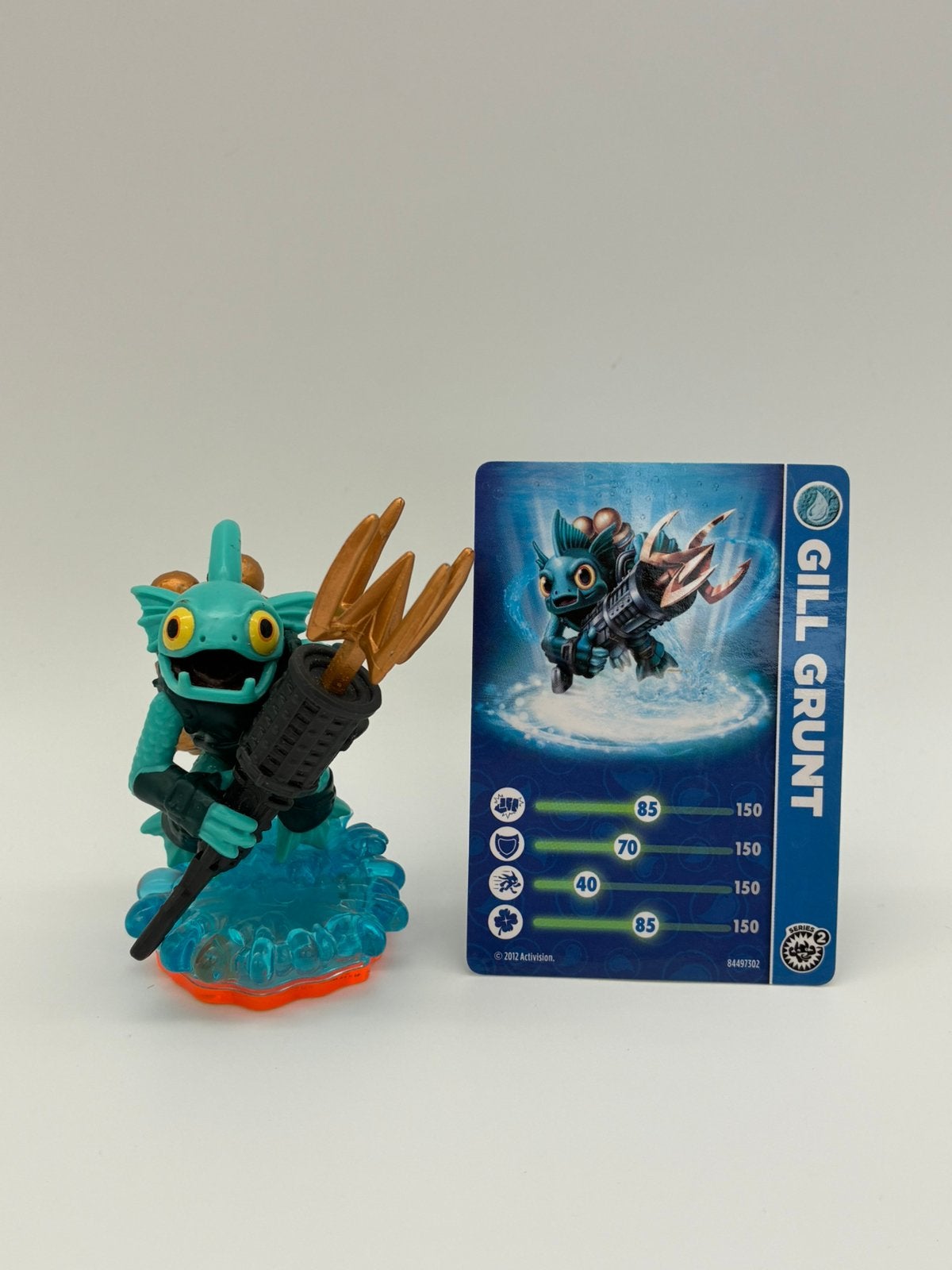 Skylanders Giants Gill Grunt avec billet, Envoi, Comme neuf