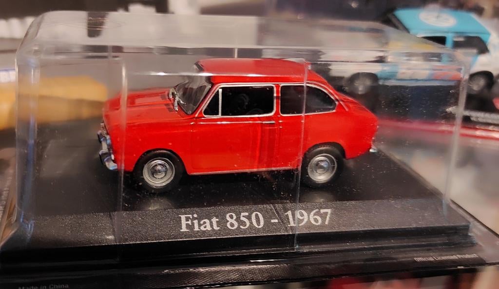 Fiat 850 rood 1967 1:43 in ongeopende blisterverpakking, Ophalen of Verzenden