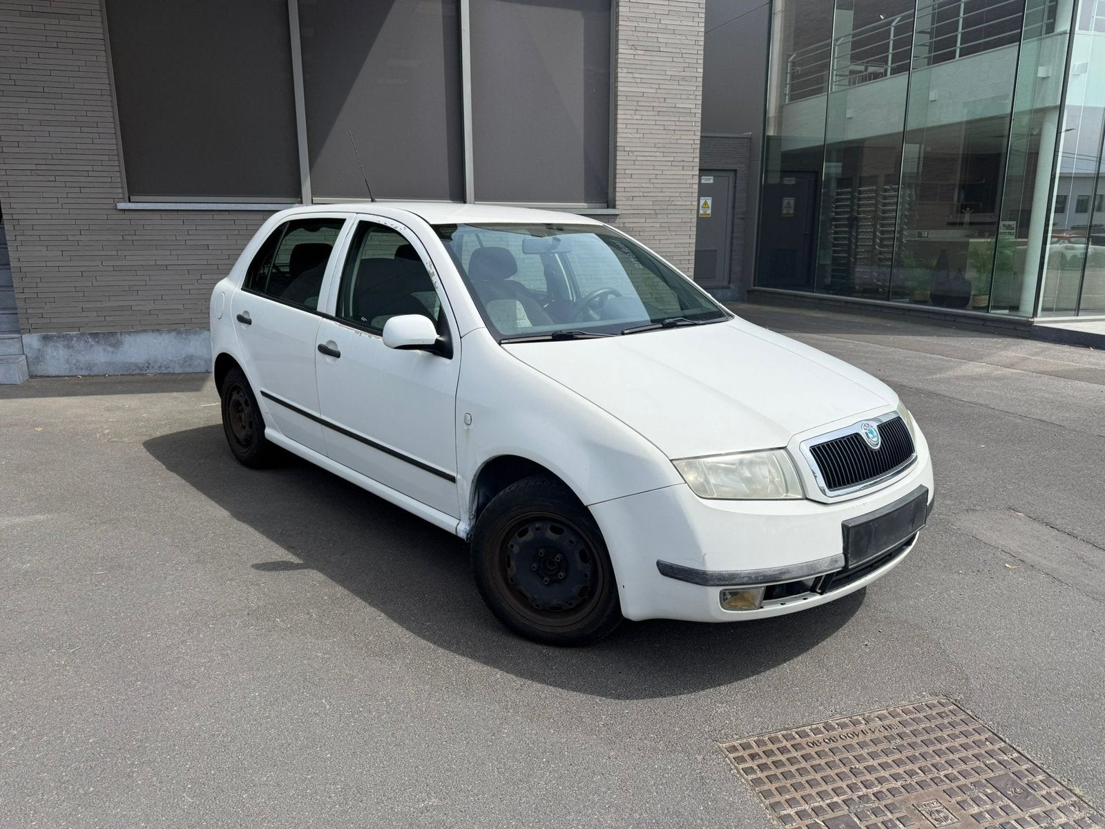 Škoda Fabia | 2003 | 1.4 Benzine | 138.000 km, Auto's, Skoda, Automaat, 4 deurs, Stof, Wit