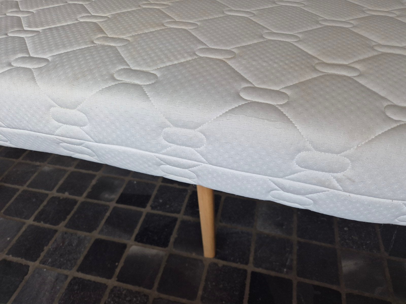 Gratis éénpersoons matras in goede staat, perfect voor kot, Ophalen, Gebruikt, 90 cm, Matras