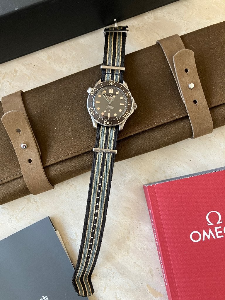 Oméga Seamaster Diver 300 m No Time To Die 2022, Handtassen en Accessoires, Ophalen, Zo goed als nieuw