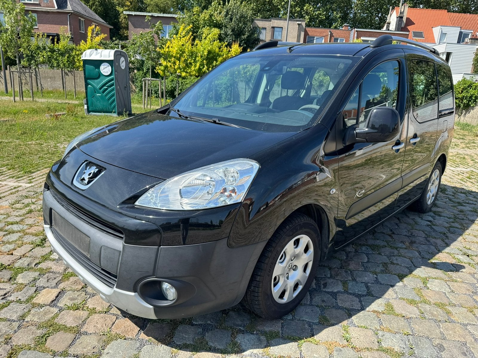 Peugeot Partner 1.6HDI X’line 1r Main 217000 km Carnet Airco, Autos, Euro 5, Entreprise, Diesel, 55 kW