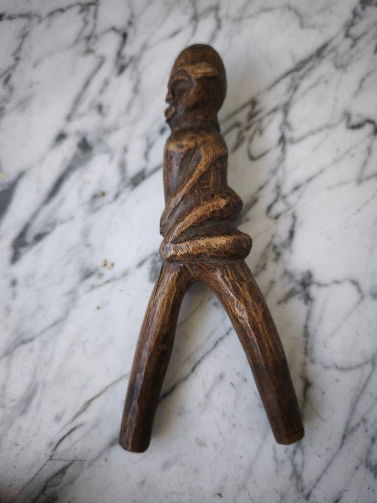 LOBI-katapult (Burkina), Verzenden