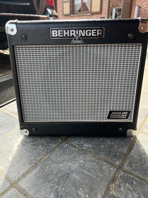 Behringer  GM 110 Vintager gitaarversterker, Musique & Instruments, Amplis | Basse & Guitare, Enlèvement, Comme neuf, Guitare