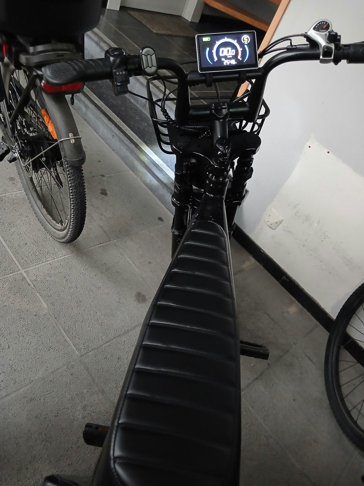 2 Elektrische Fietsen: PIXAR E-bike & Stoere Fatbike, Ophalen, Zo goed als nieuw