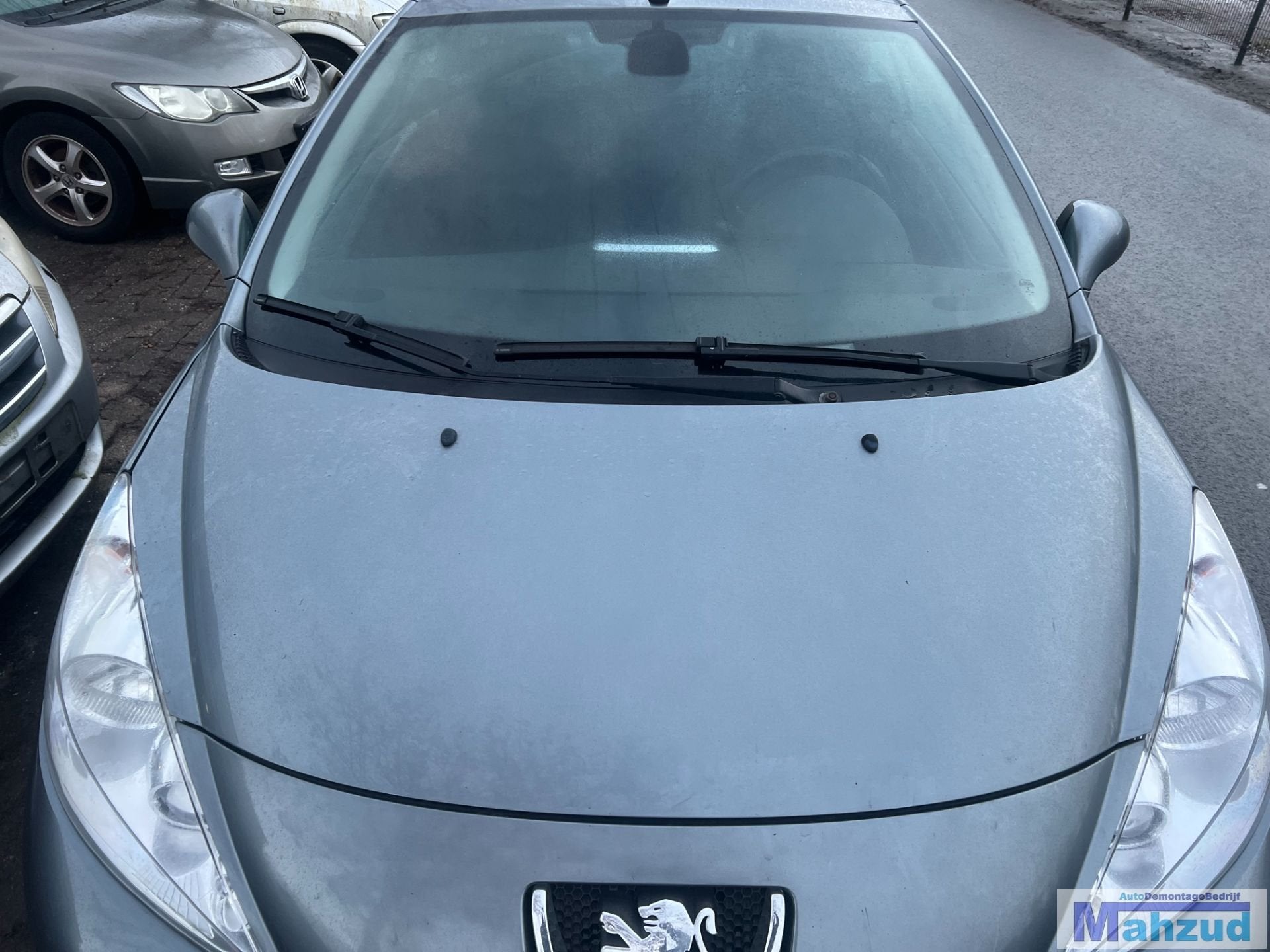 PEUGEOT 207CC Grijs KTHC motorkap 2007-2012, Auto-onderdelen, Taurusavenue 1
2132 LS  Hoofddorp, NL, Gebruikt, Contact.group@renault.com