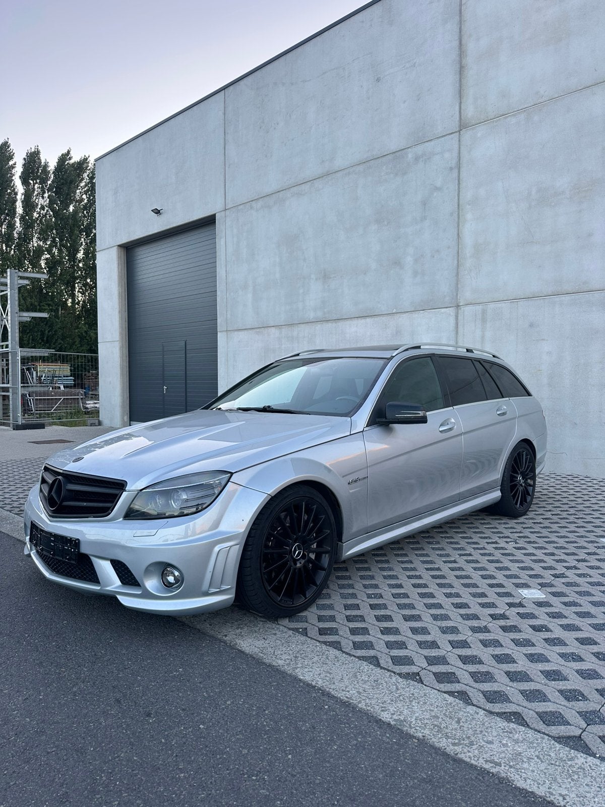 Mercedes c63 amg, Autos, Mercedes-Benz, Cuir, Achat, Noir, 5 portes
