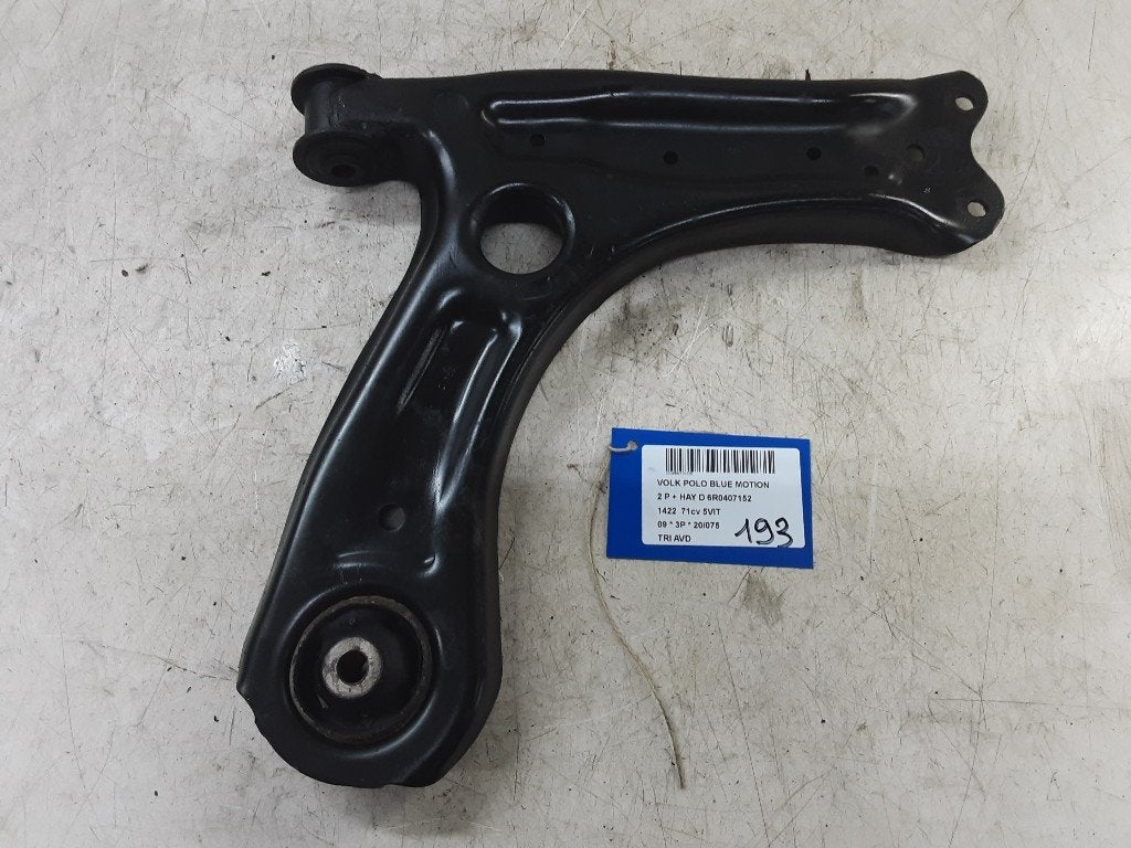 BRAS DE SUSPENSION AVANT DROIT (TRIANGLE) (6R0407152), Utilisé, Volkswagen