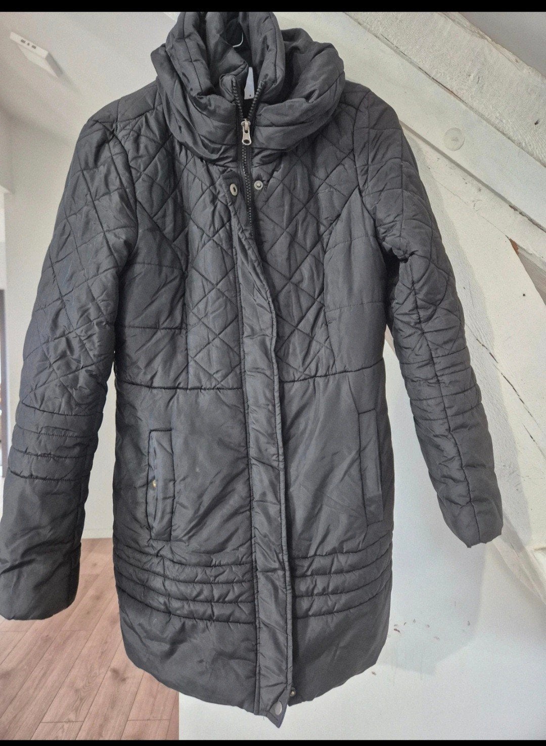 Doudoune longue matelassée noire avec grand col - Taille M, Taille 38/40 (M), Enlèvement ou Envoi, Vero Moda, Porté