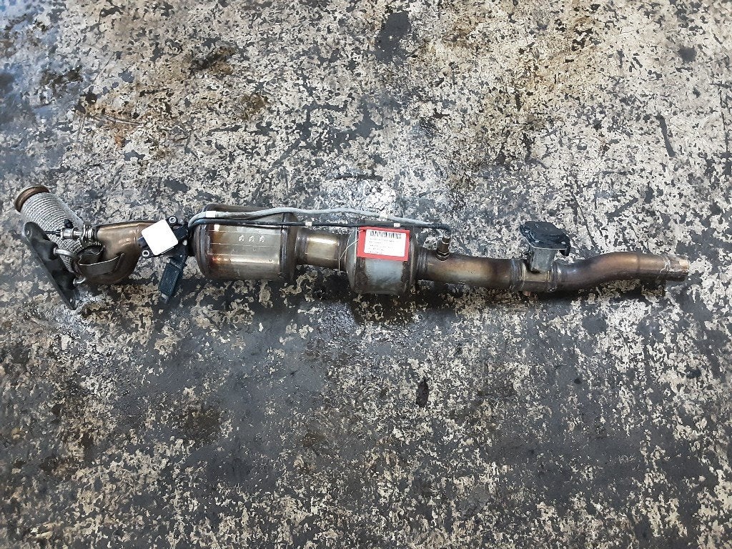 CATALYSEUR Audi A3 Sportback (8YA) (01-2019/-) (05L131701D), Mevr. I. Hauben, Audi, Utilisé, Rue de l'Espoir 34 34
4030  GRIVEGNÉE, BE