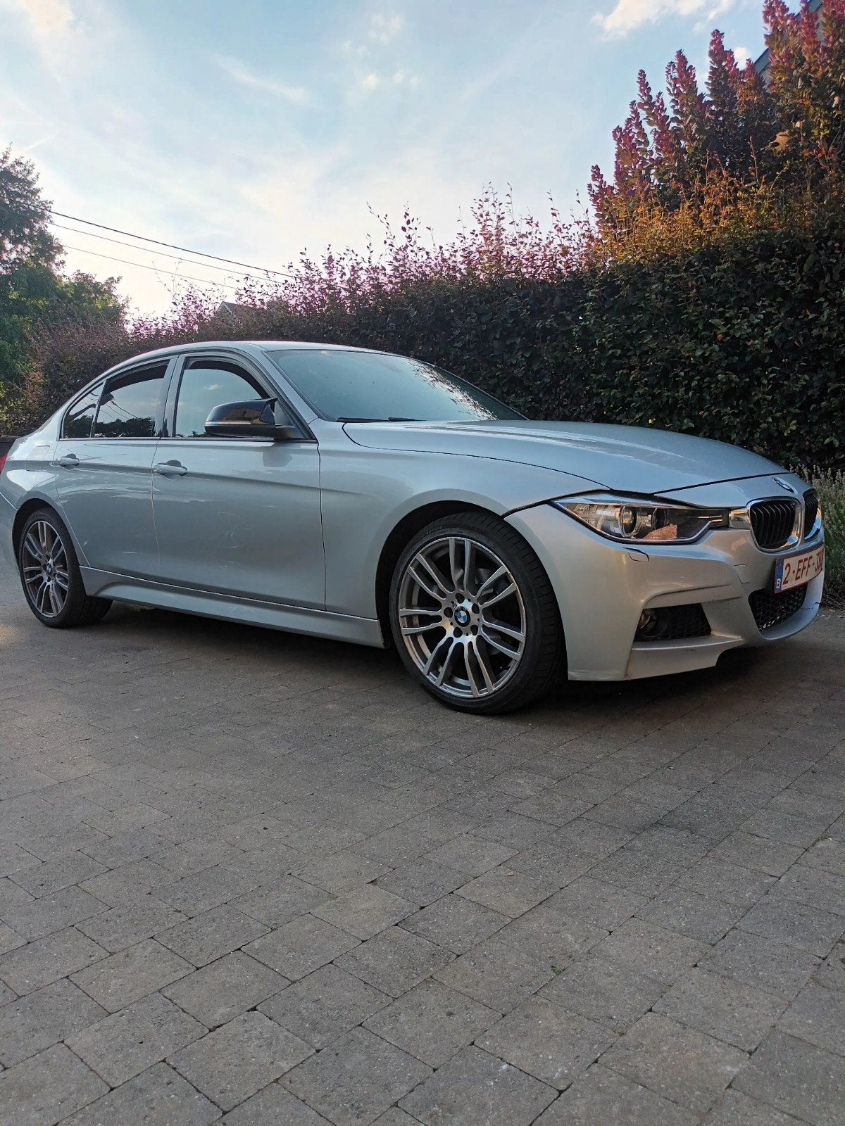 BMW 316d f30 pack M, Autos, BMW, Argent ou Gris, Achat, 4 portes, Boîte manuelle