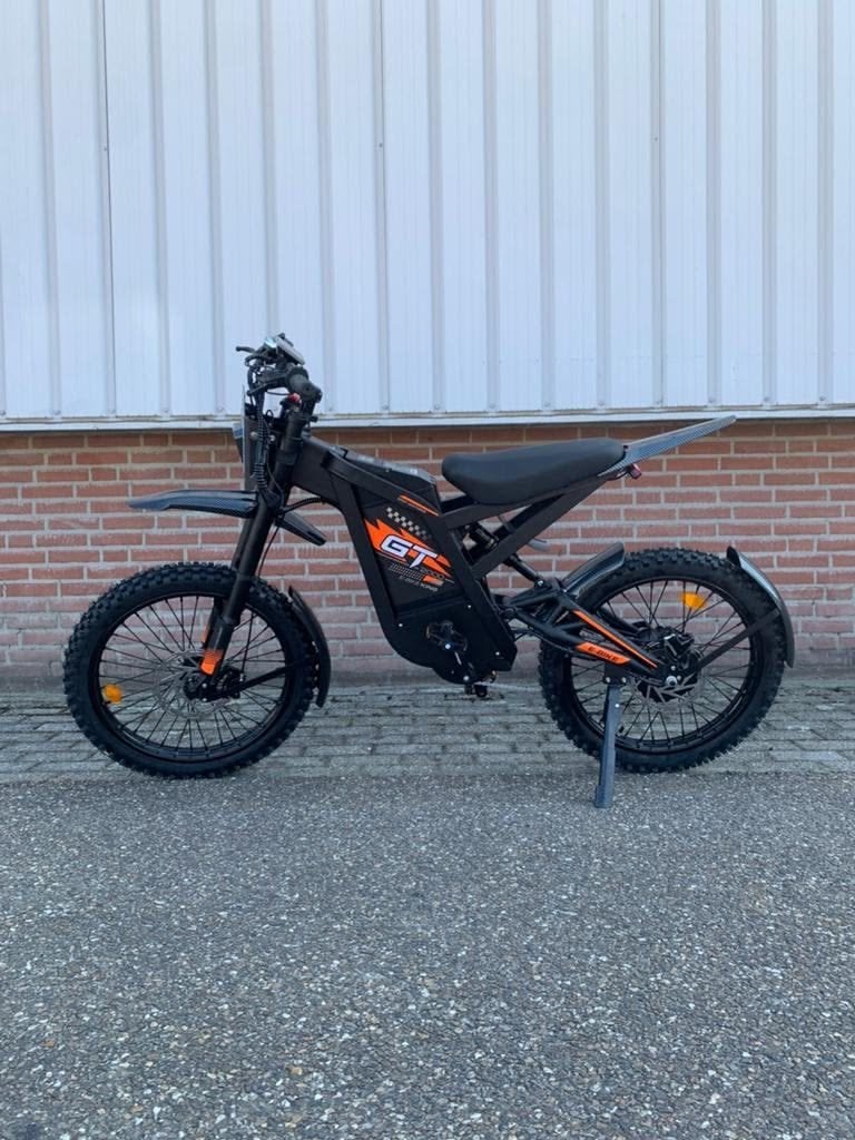 Gt2000, Fietsen en Brommers, Brommers | Crossbrommers, Ophalen of Verzenden, Zo goed als nieuw
