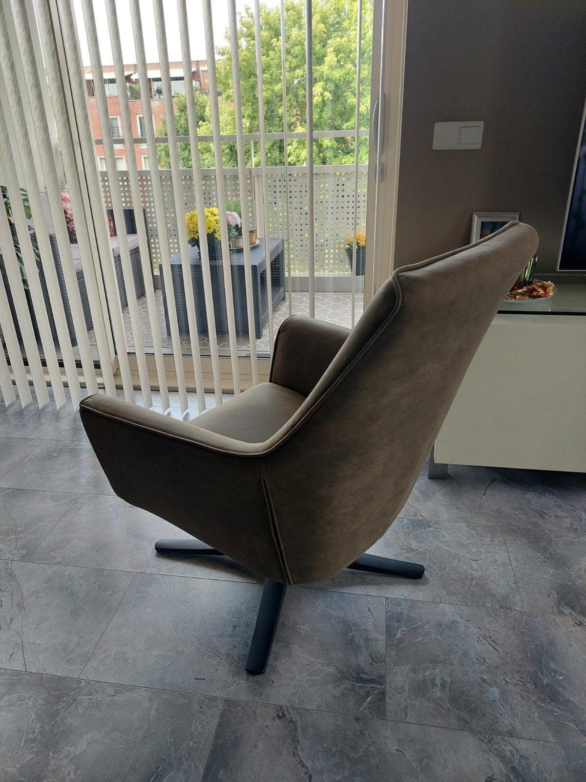Une chaise pivotante super confortable appelée, Moins de 75 cm, Comme neuf, Enlèvement, 50 à 75 cm