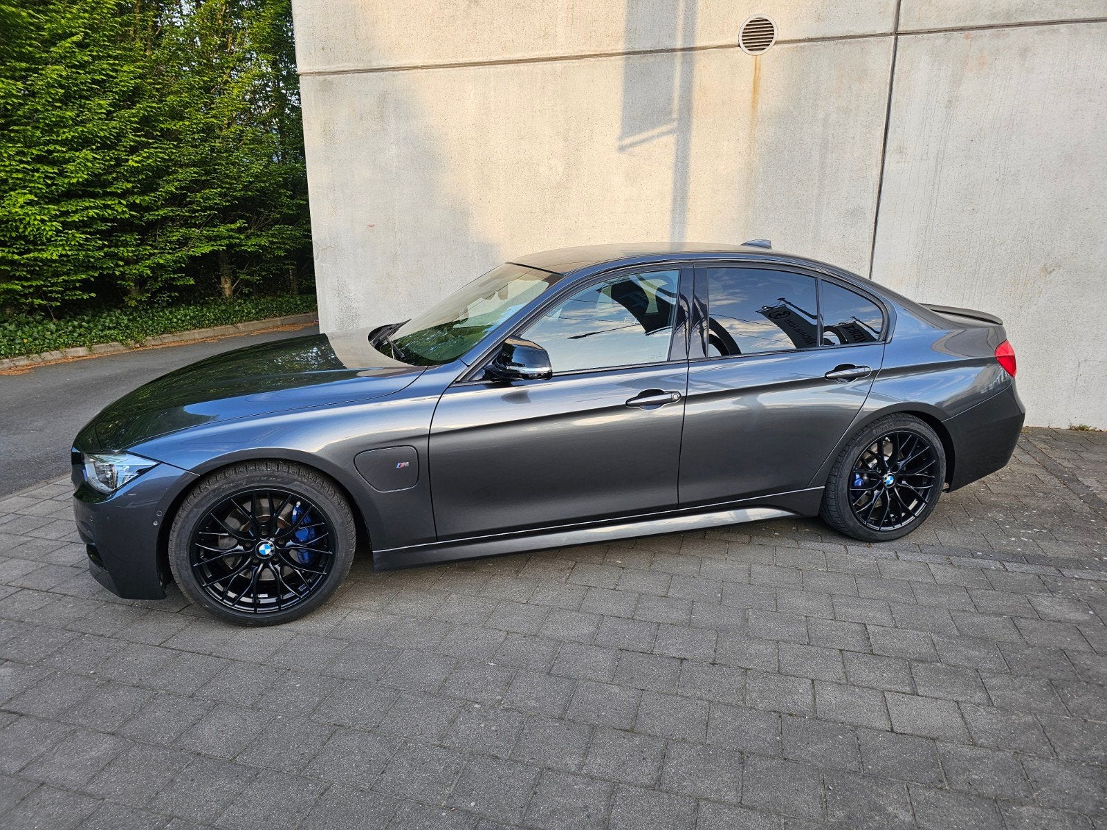 Bmw 330e hybride, Auto's, Automaat, Achterwielaandrijving, Euro 6, 4 cilinders