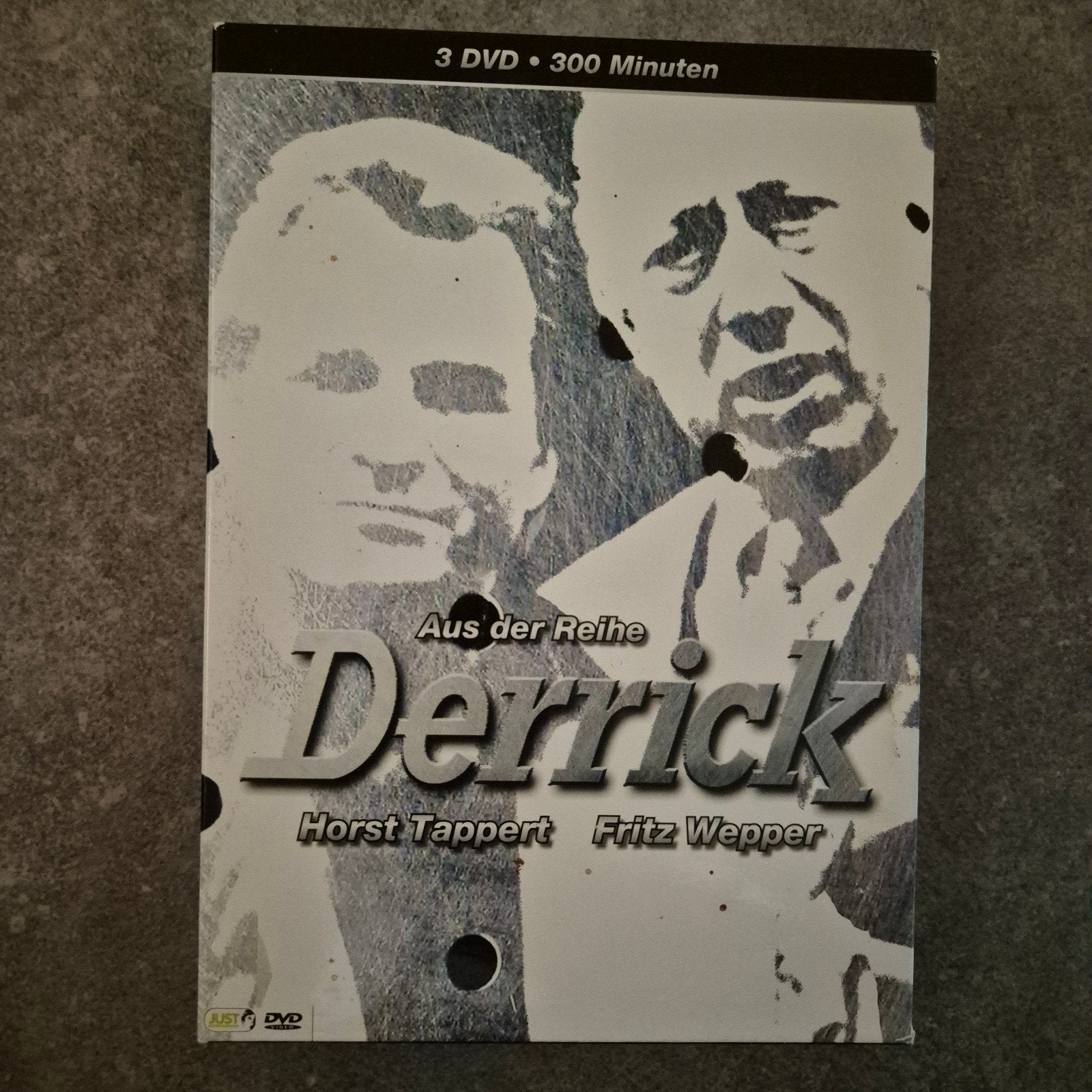 3 delige dvd box Derrick, Cd's en Dvd's, Vanaf 16 jaar, Ophalen of Verzenden, Zo goed als nieuw