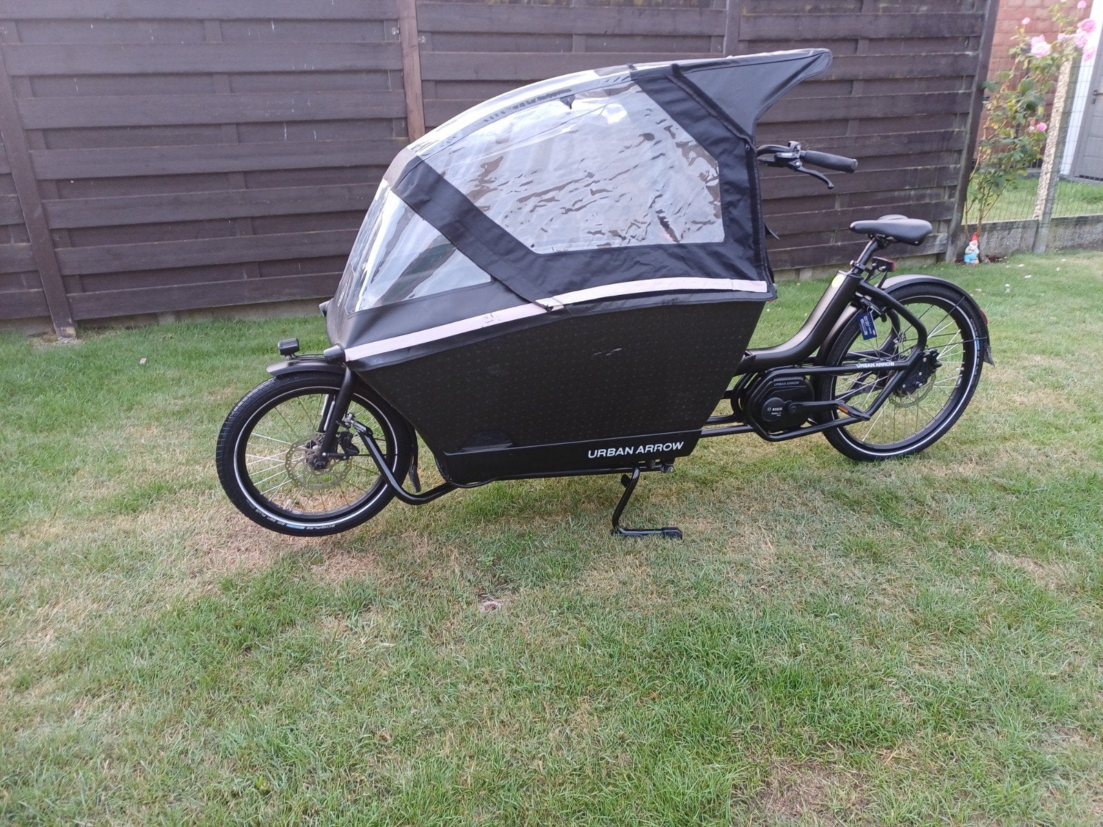 E bakfiets urban arrow family plus active line plus, Vélos & Vélomoteurs, Autres marques, Comme neuf, Enlèvement, 2 enfants