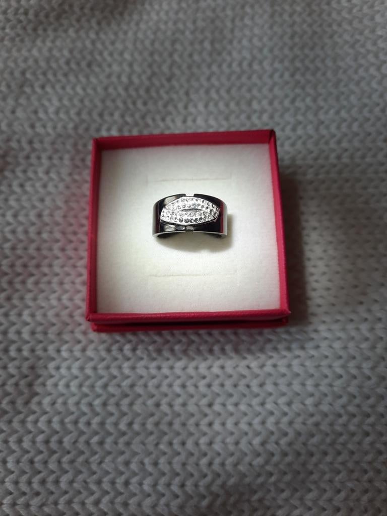 Ring victoria, Handtassen en Accessoires, Ringen, Verzenden, Nieuw, IJzer of Staal