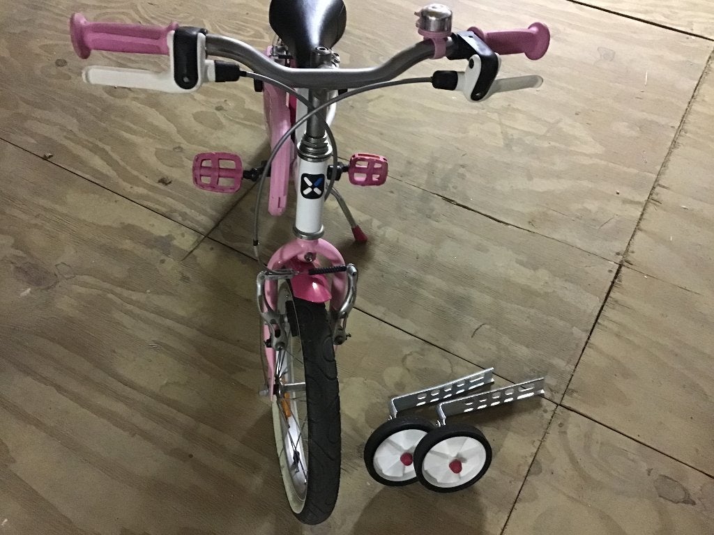 kinderfietsje, Ophalen, Zijwieltjes, Velgrem, B-Twin