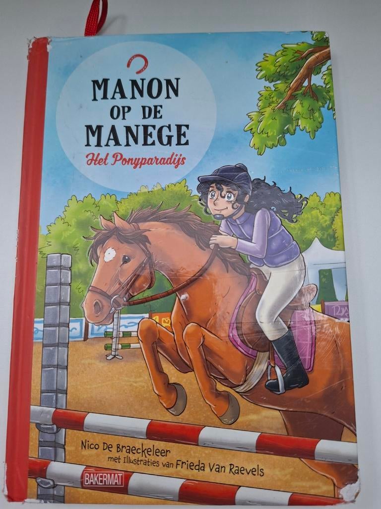 Manon op de manege: het ponyparadijs, Boeken, Ophalen