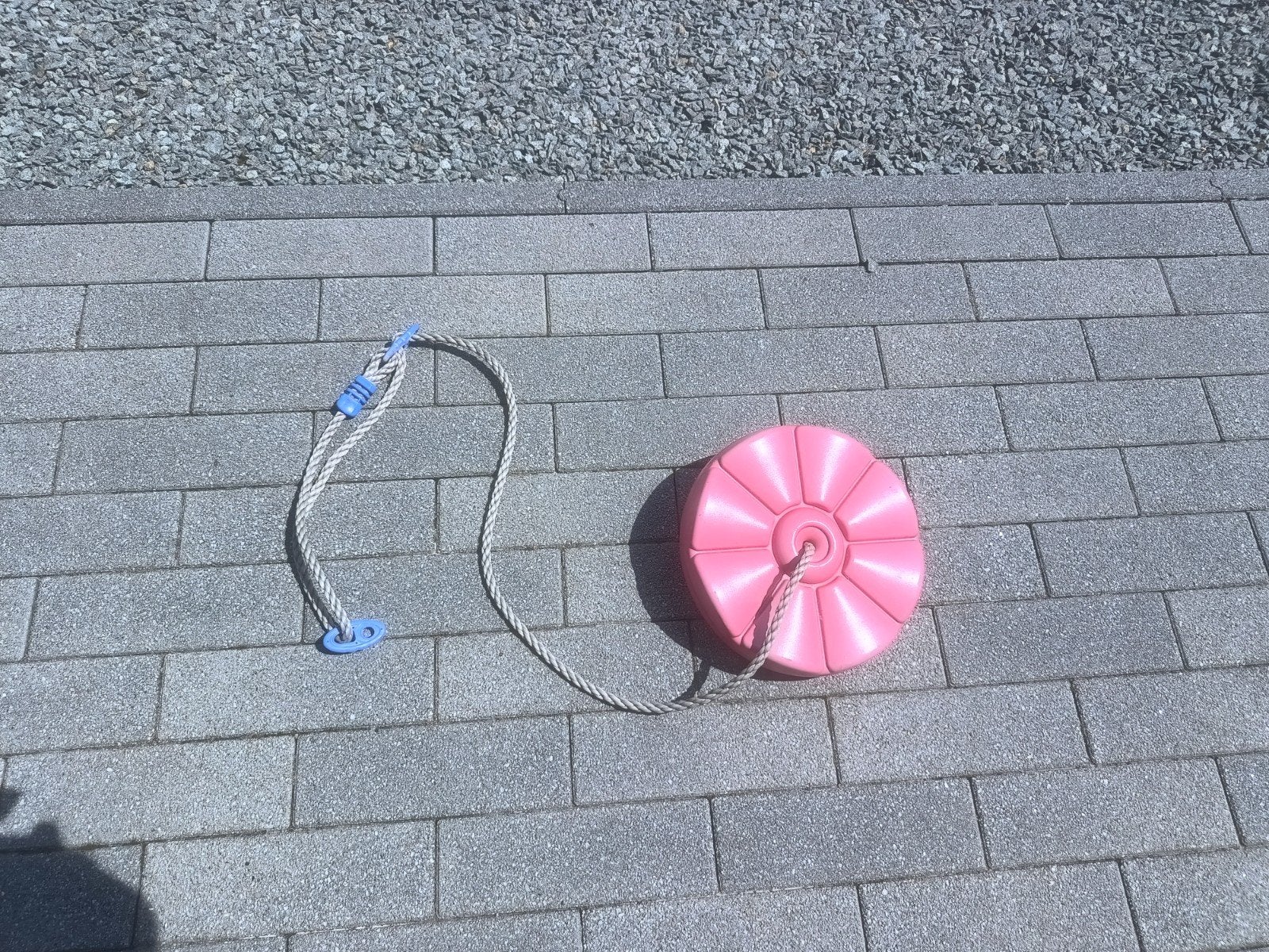 Schommel speeltuig om op te hangen, Ophalen