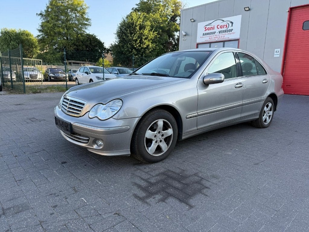 Mercedes C200 1.8 benzine in 2005 148.000 km Elegance, Auto's, Beige, 4 cilinders, 1796 cc, 120 kW