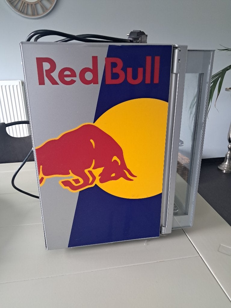 redbull mini koelkast, Elektronische apparatuur, Minder dan 75 liter, Ophalen, Zo goed als nieuw, Zonder vriesvak