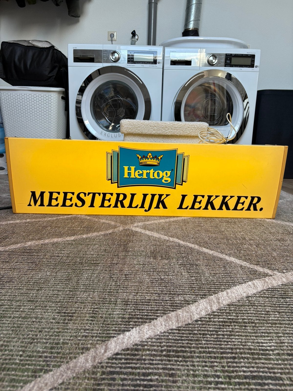 Hertog Ijs Lichtreclame, Ophalen