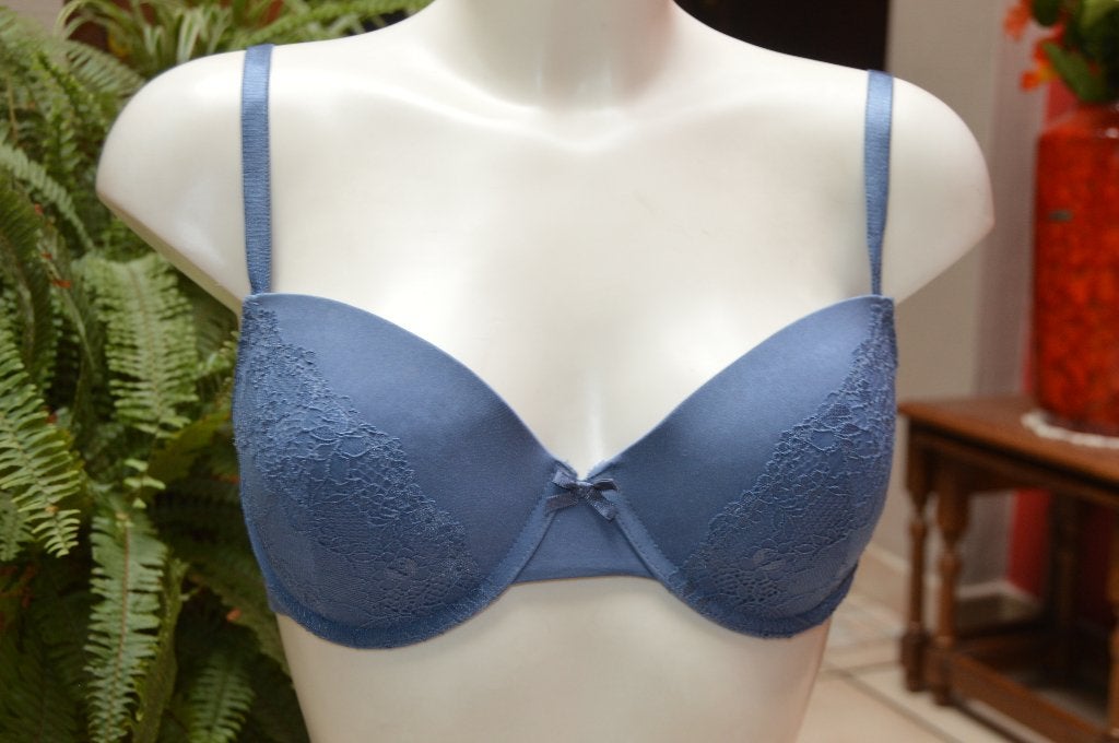 95C voorgevormde bh met blauwe jeans „C&A” Zeer goed!, Kleding | Dames, Ondergoed en Lingerie, C&A, Ophalen of Verzenden, Blauw