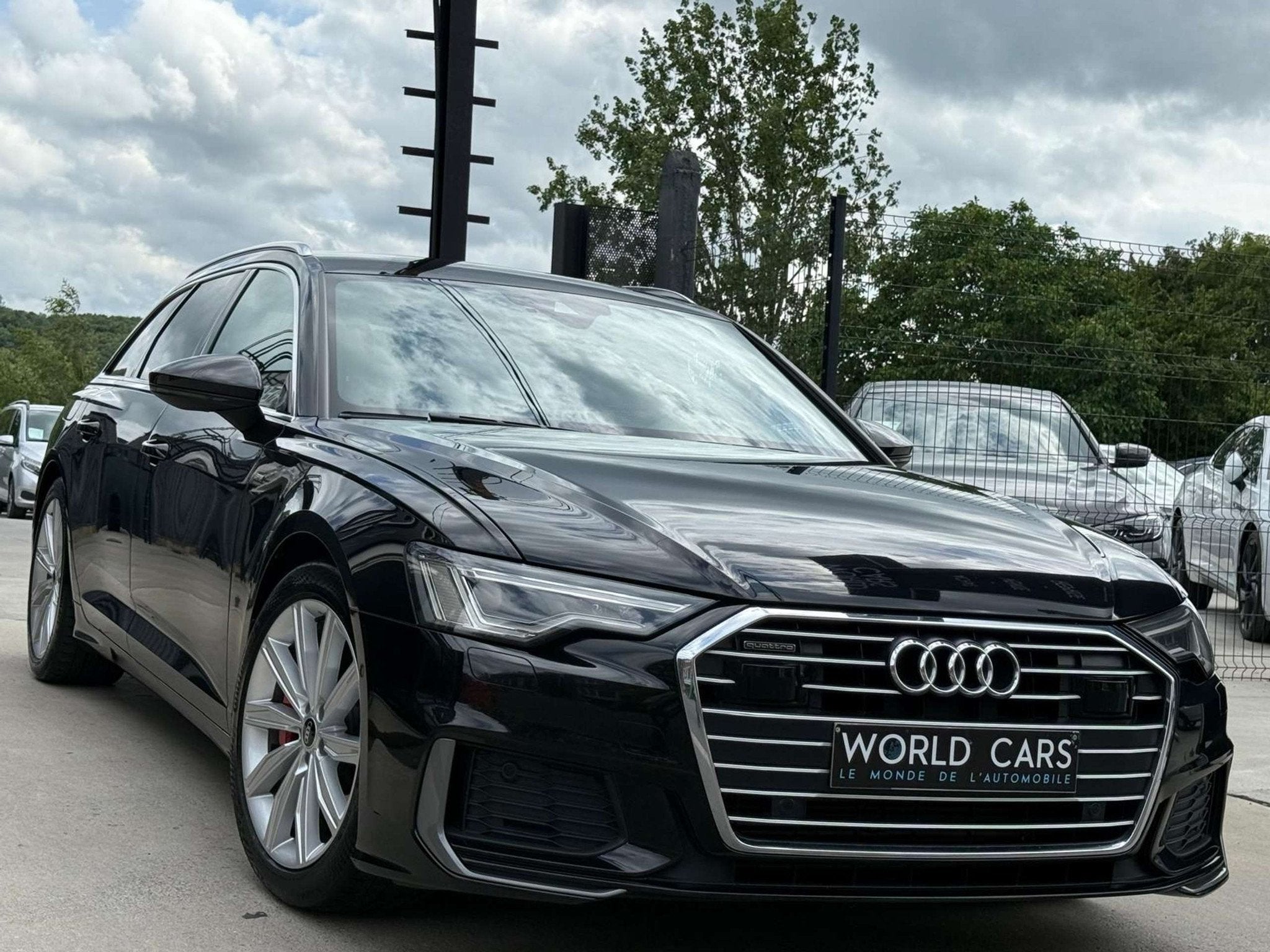 Audi A6 Avant PHEV 55 TFSI e Quattro Competition Sport S tro, Auto's, Gebruikt, 4 cilinders, 1984 cc, Zwart