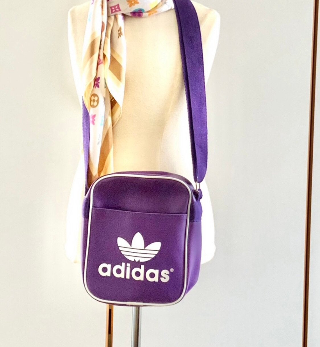 Adidas sac bandoulière Neuf Angleur, Enlèvement, Comme neuf