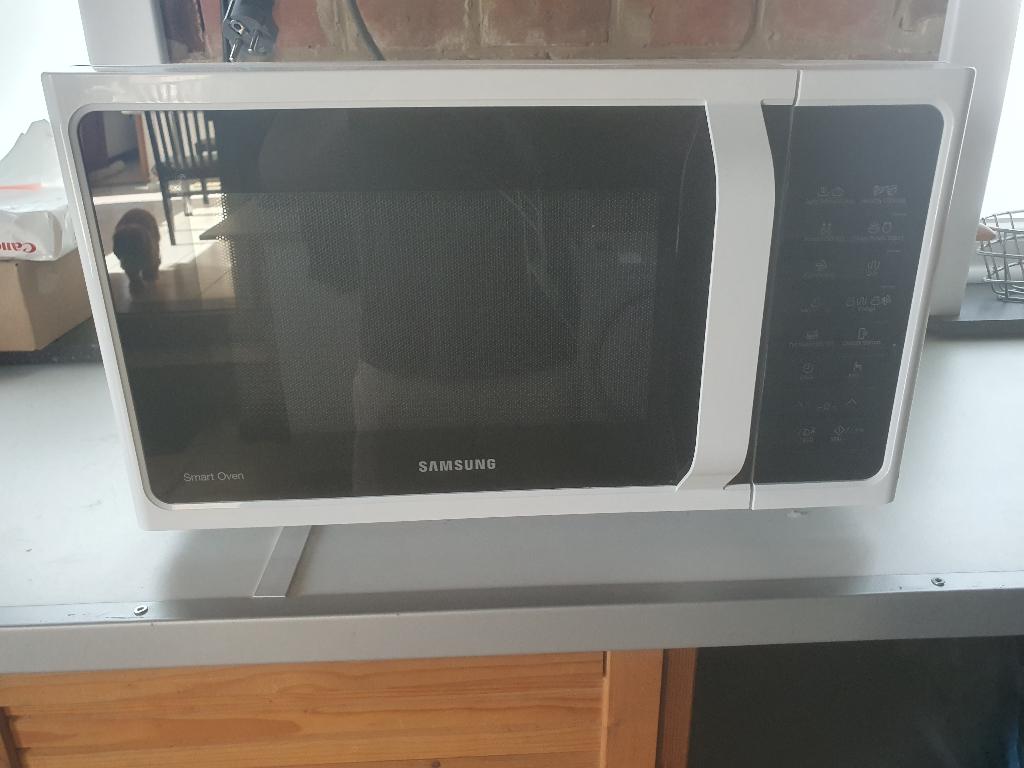 SAMSUNG Magnetron - 900 W - Inhoud 28 l, Ophalen, Gebruikt, Draaiplateau, Combi-microgolfoven
