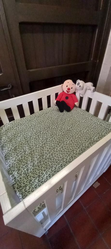 Babypark wit op wieltjes, Ophalen, Gebruikt, Rechthoekig, In hoogte verstelbaar