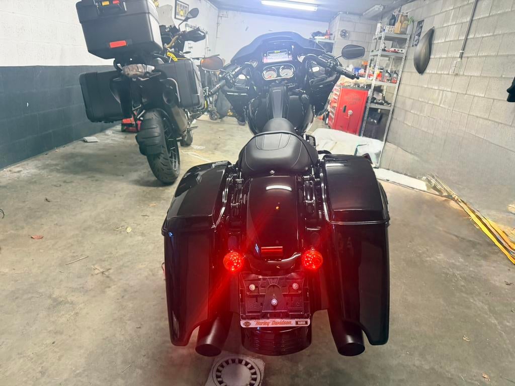 Road glide 2023 950km, Motoren, Bedrijf, 1900 cc, Meer dan 35 kW, Handgeschakeld