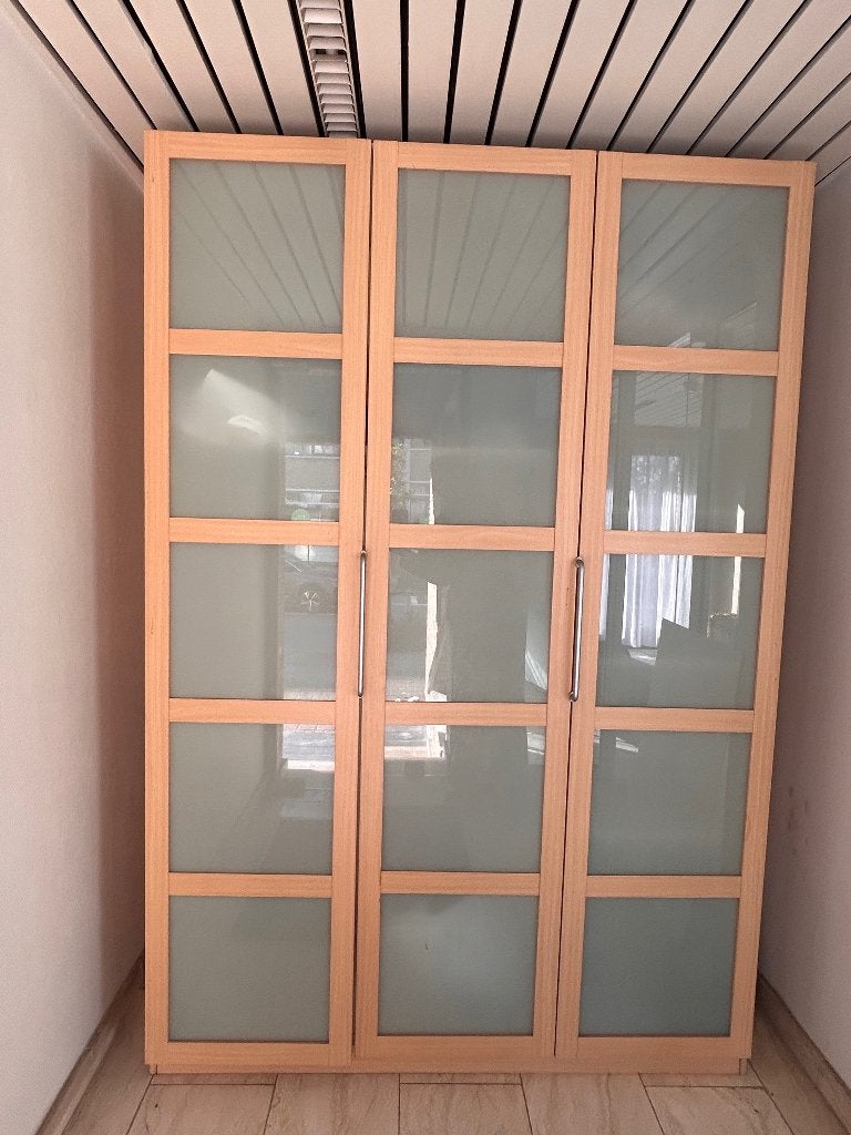 Kleerkast gratis!, Ophalen, Met deur(en), Gebruikt, 100 tot 150 cm
