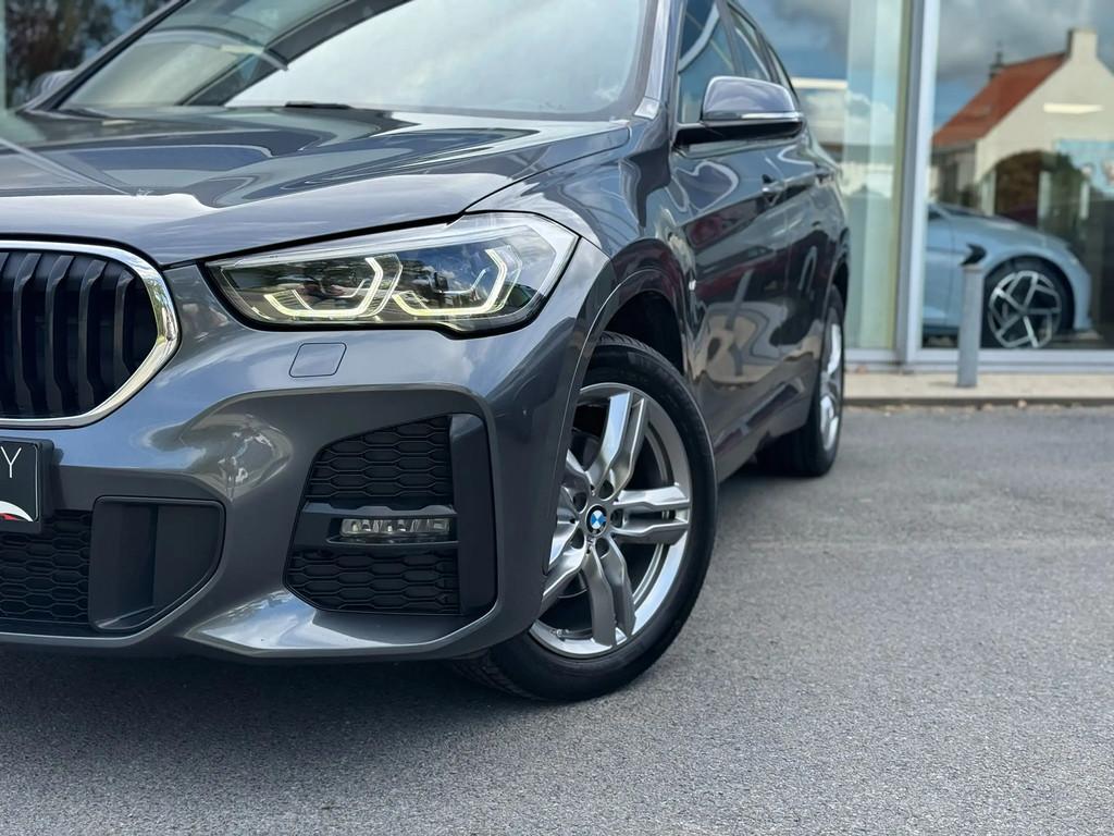 BMW X1 M PACK / PANO / ATTELAGE / NAVI / ÉCLAIRAGE D'AMBIAN, Argent ou Gris, Achat, Euro 6, Entreprise