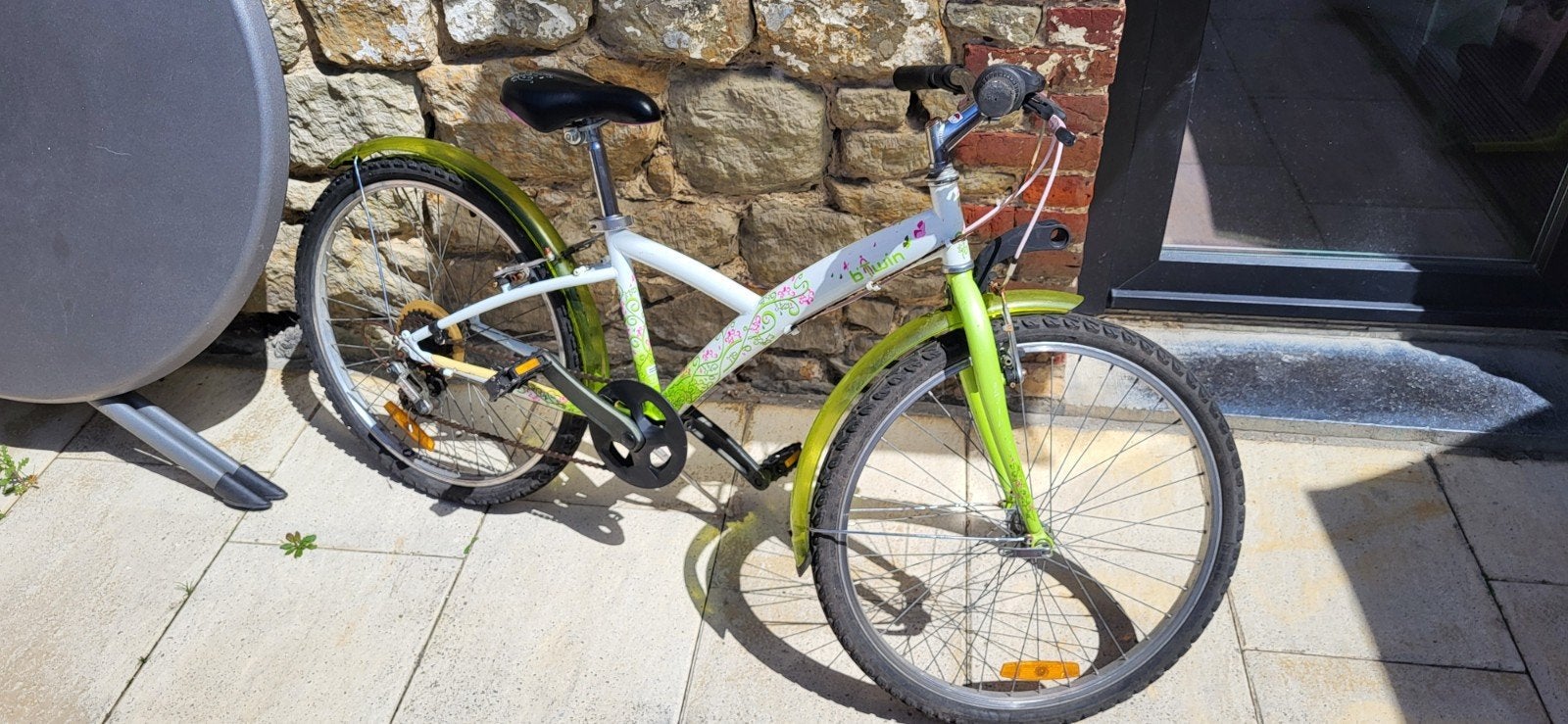 Vélo bitwin fille, Enlèvement