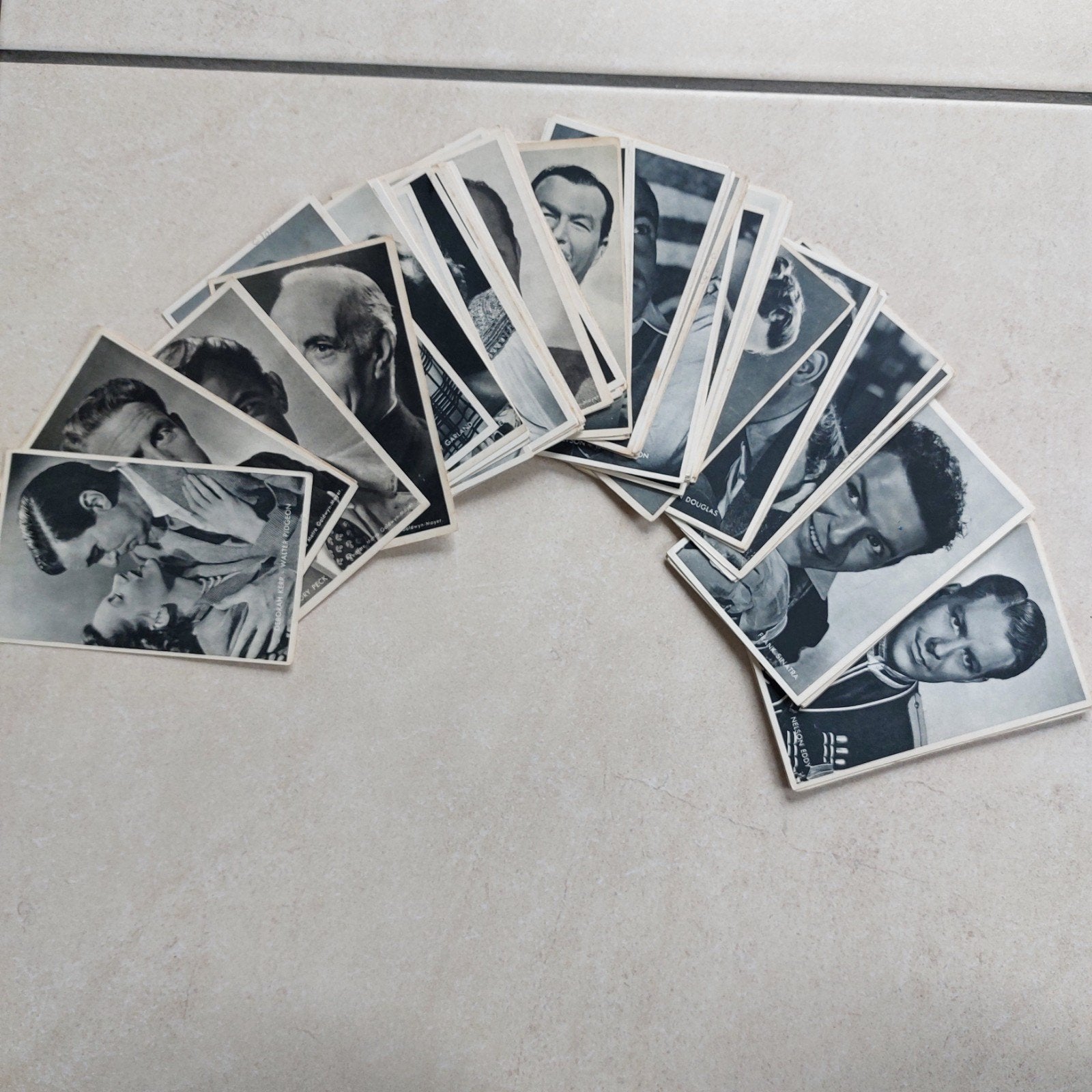 lot van 90 fotokaarten filmsterren (uitgave Kwatta), Ophalen of Verzenden
