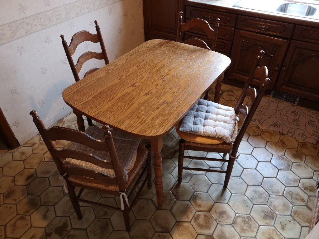 Eiken keukentafel met 4 stoelen, Ophalen, Gebruikt, 100 tot 150 cm, Klassiek
