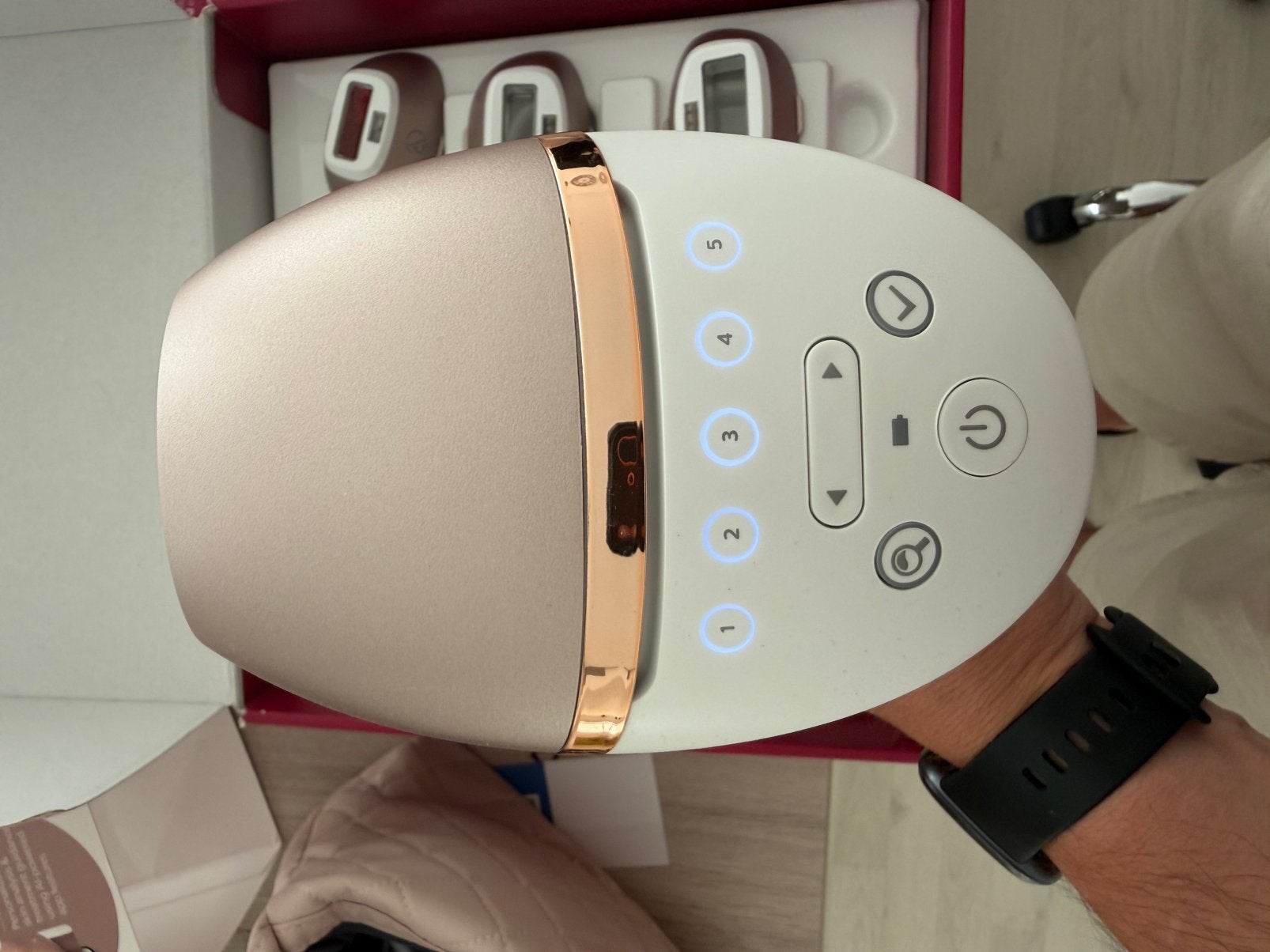Philips Lumea Ipl 9900ontharingsaparaat niewe prijs 484 €, Ophalen, Zo goed als nieuw