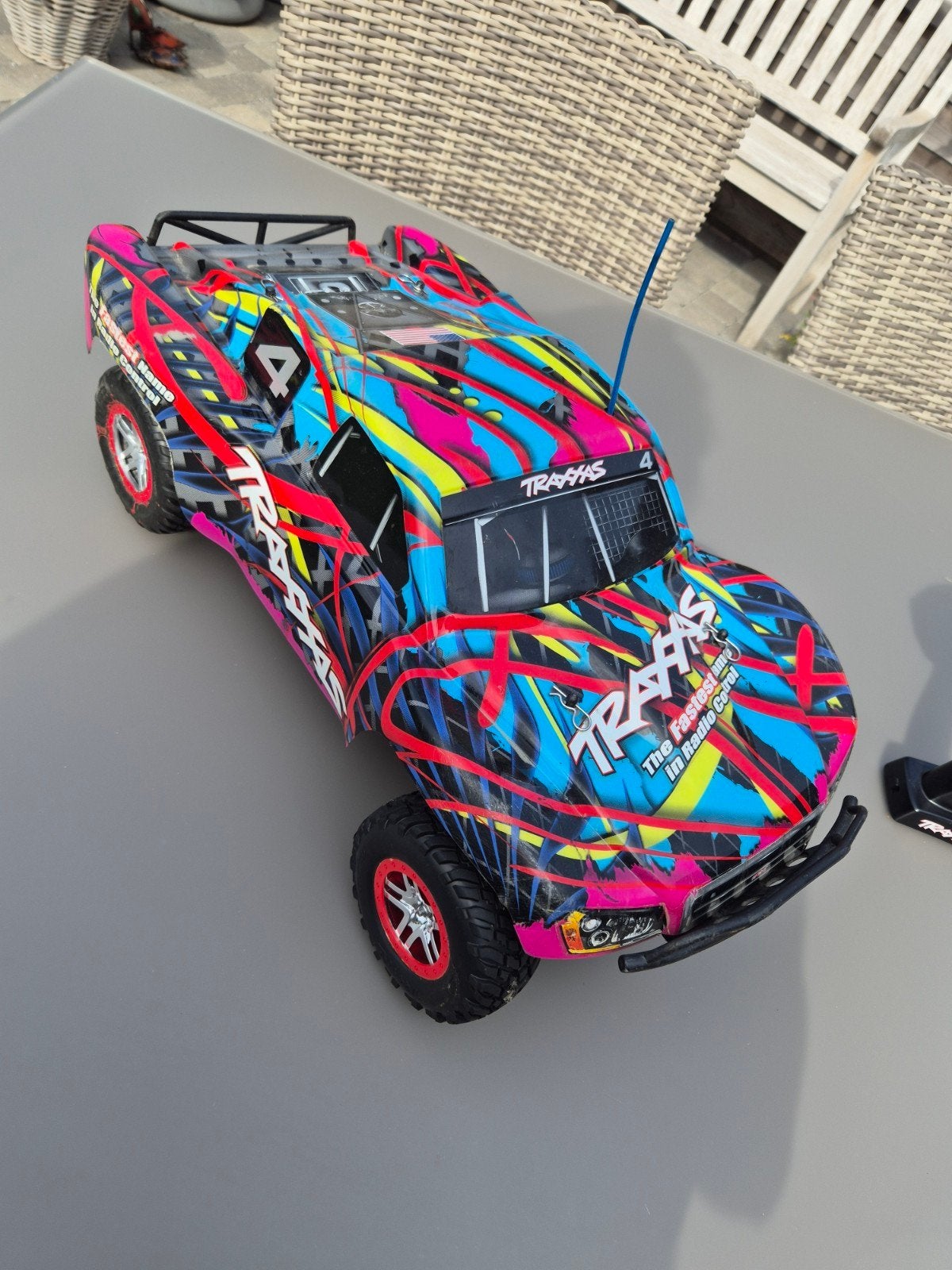 Traxxas slash, Ophalen