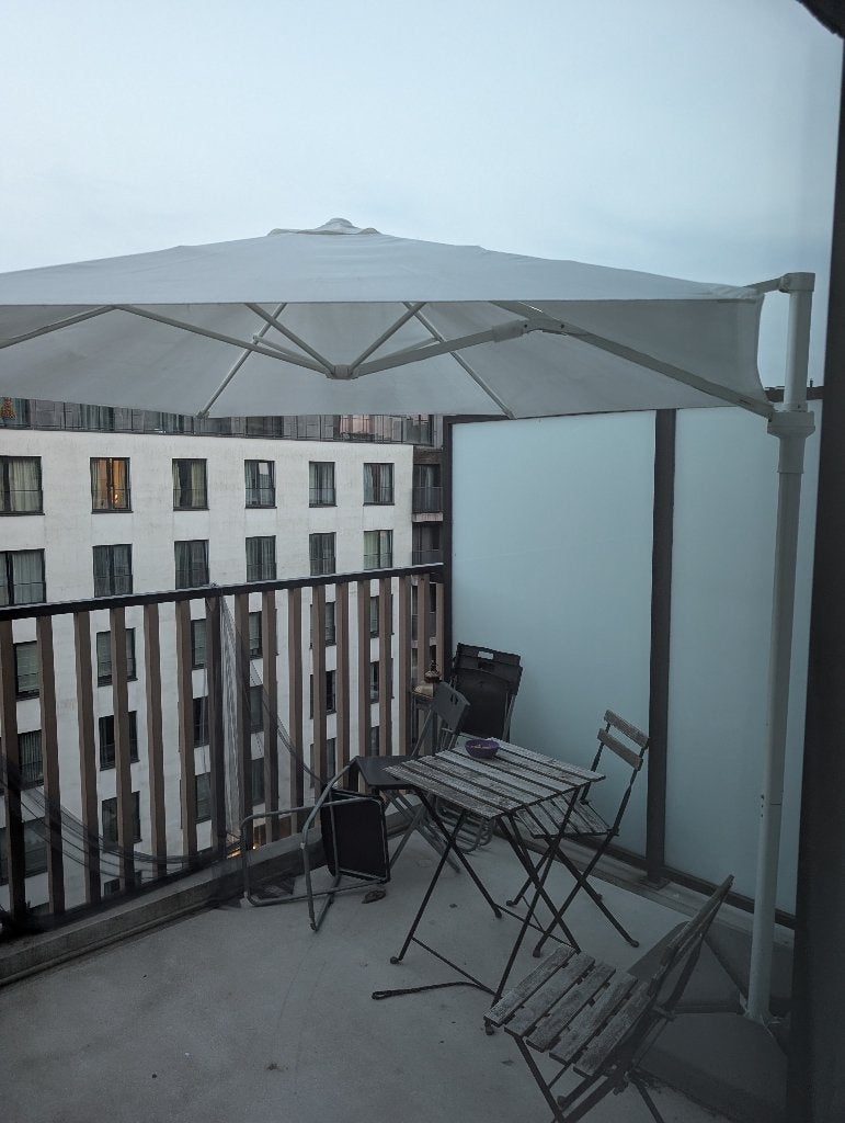Parasol déporté Ikea Hogon + 4 blocs, Enlèvement