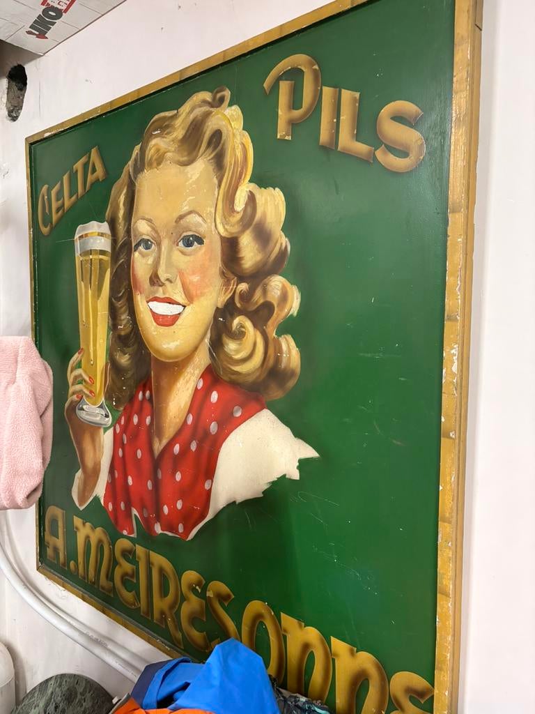 Celta Pils meireson - houten reclame bord, Verzamelen, Ophalen, Gebruikt, Reclamebord, Plaat of Schild, Overige merken