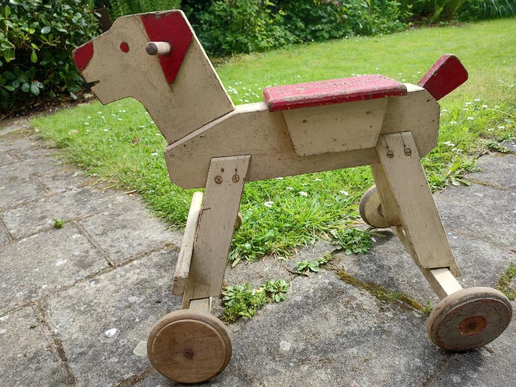 Jouet en bois vintage chien, Enlèvement