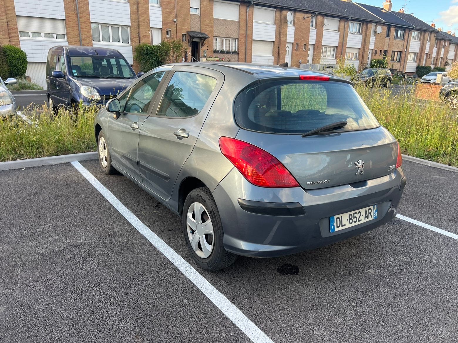 308, Autos, Peugeot, Particulier, Diesel, Hatchback, 5 portes, Boîte manuelle, Autres couleurs, Noir, Enlèvement