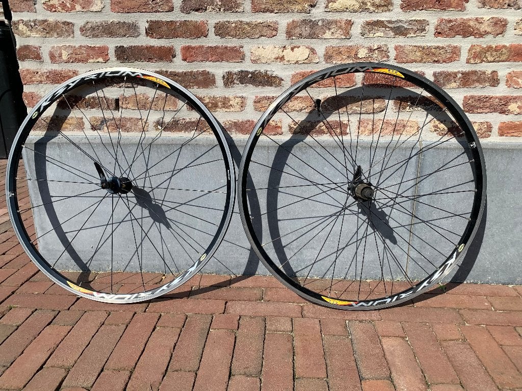 Mavic Ksyrium Equipe rim brake Road Shimano 8/9/10sp, Gebruikt, Aluminium, Mavic, Racefiets