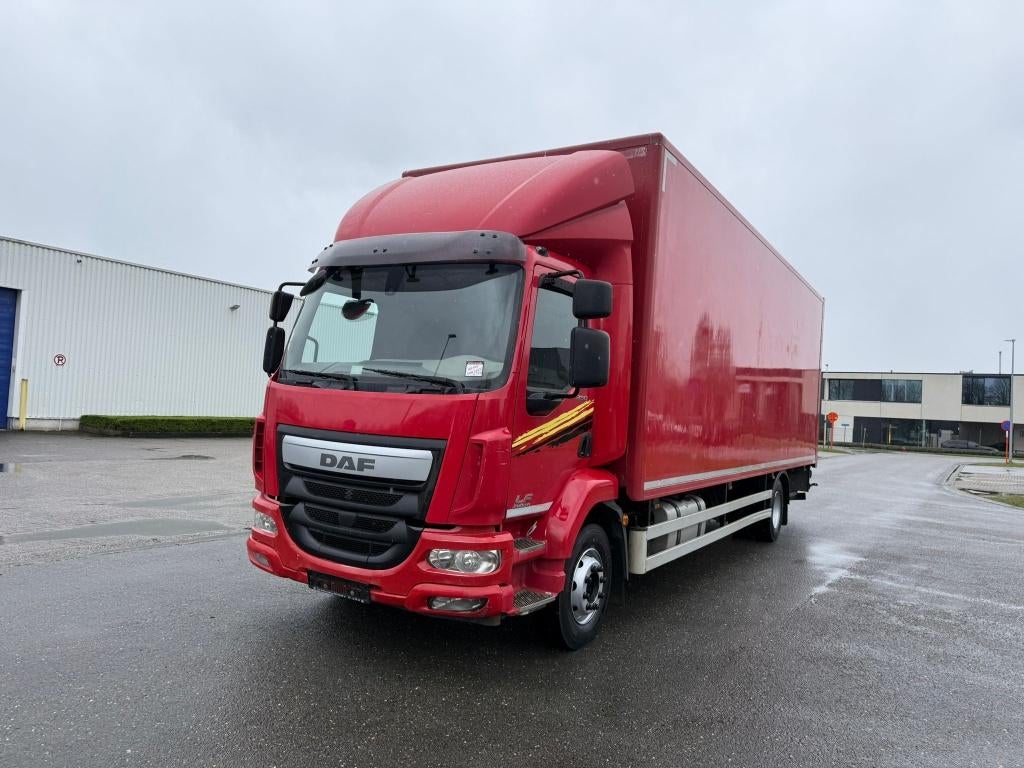 DAF LF 260 FA (Numéro de stock 59583), Rouge, Achat, Euro 6, Entreprise